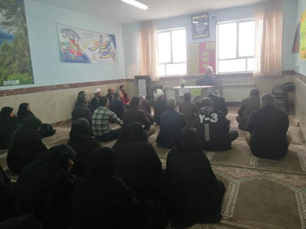 برگزاری کارگاه آموزشی شیوه های جذب فرزندان به نماز ویژه اولیاءدر دبیرستان دخترانه کوثر شهرستان خوسف