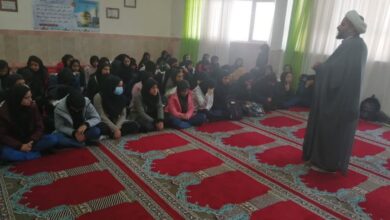 نشست تخصصی نماز در مدرسه دخترانه حضرت زینب (س) خوسف برگزار شد