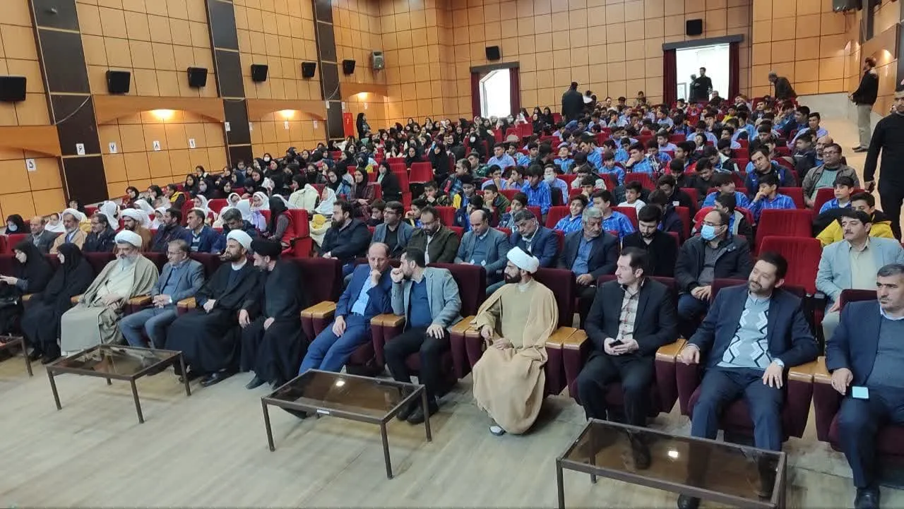 اجلاس شهرستانی نماز در بهار برگزار شد