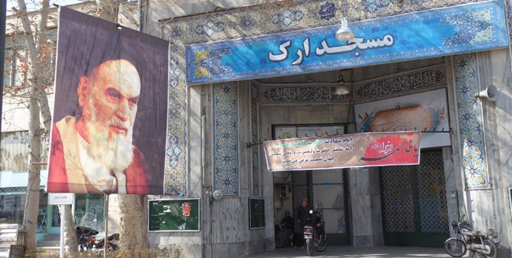 نماز صبح مسجدی در تهران با 1000 نفر اقامه می‌شود