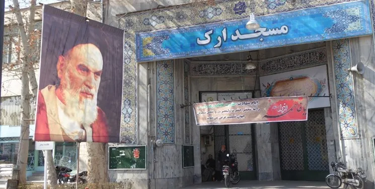نماز صبح مسجدی در تهران با 1000 نفر اقامه می‌شود