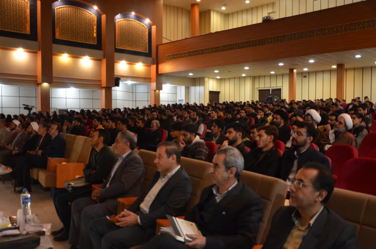 اجلاس نماز دانشگاه فرهنگیان همدان برگزار شد
