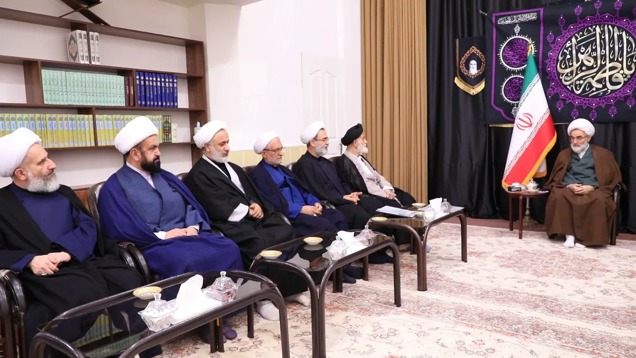 احکام قیام نماز و انواع آن + مستحبات و مکروهات قیام در نماز