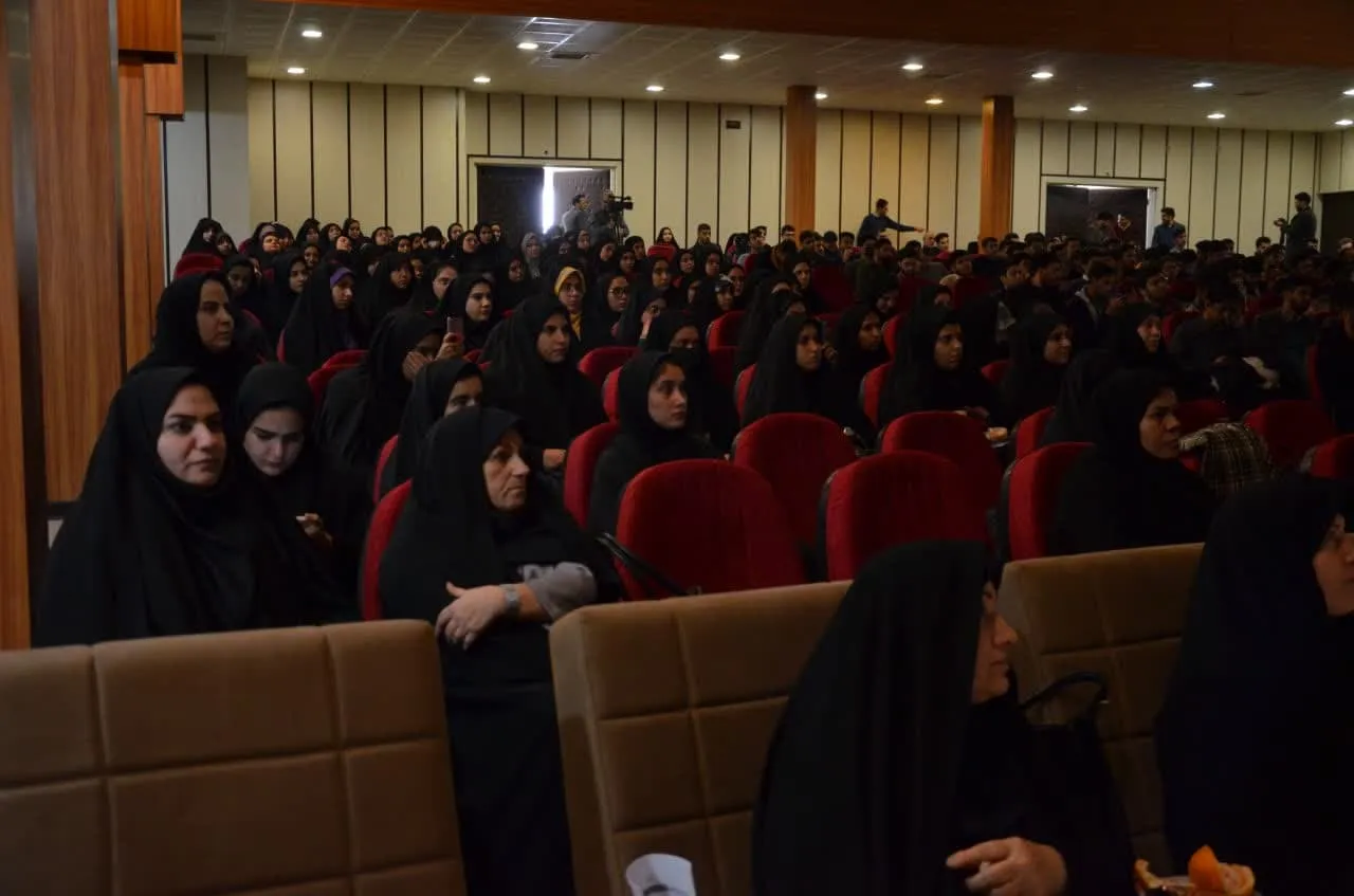 اجلاس نماز دانشگاه فرهنگیان همدان برگزار شد