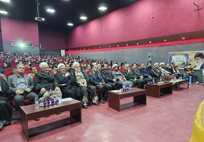 پیش اجلاسیه نماز با حضور نماینده ولی فقیه در بیجار برگزار شد
