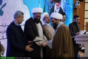 اجلاس استانی نماز در همدان برگزار شد