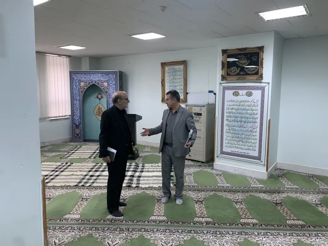 بازدید مدیر ستاد اقامه نماز از نمازخانه های ادارات