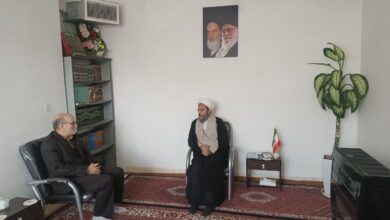 مدیر ستاد اقامه نماز استان با امام جمعه بیجار دیدار کرد