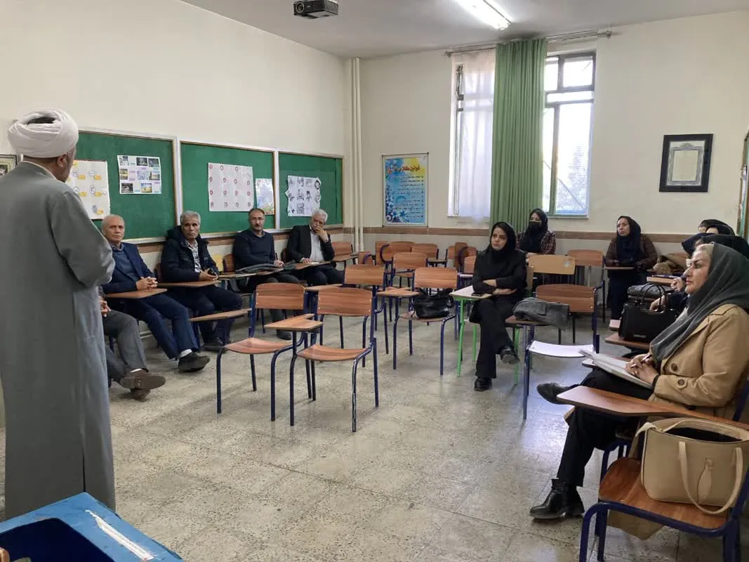 برگزاری دوره های نمازی برای مدارس غیر انتفاعی در استان کردستان
