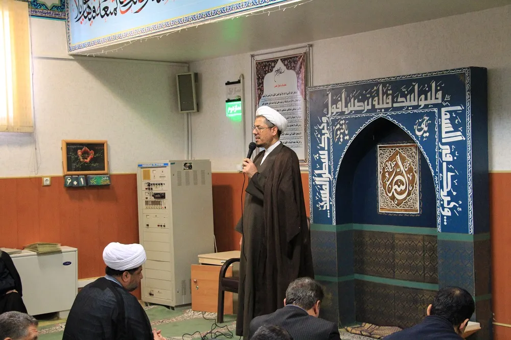 آیین تجلیل از فعالین نماز اداره کل ورزش و جوانان قم برگزار شد