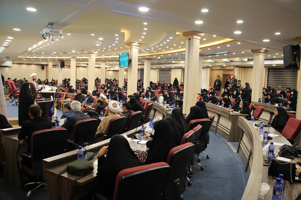 پیش اجلاس دانش آموزی هشتمین اجلاس استانی نماز قم