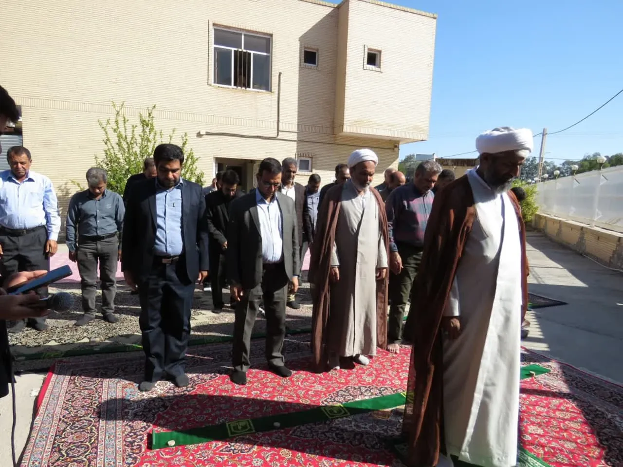 برگزاری نماز وحدت بخش ادارات شهرستان بم