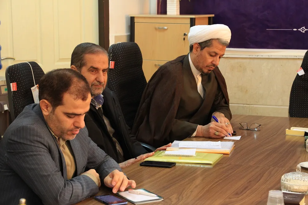 نشست هماهنگی پیش اجلاس دانش آموزی نماز قم برگزار شد