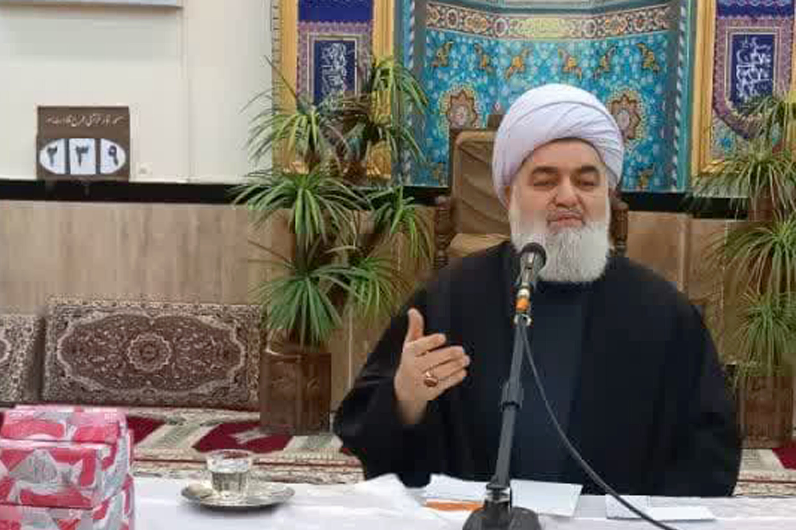 نشست شیوه های دعوت به نماز ویژه خانواده های کارکنان پایور مرکز آموزشی جواد الائمه علیه السلام نزاجا