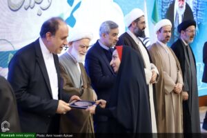 اجلاس استانی نماز در همدان برگزار شد