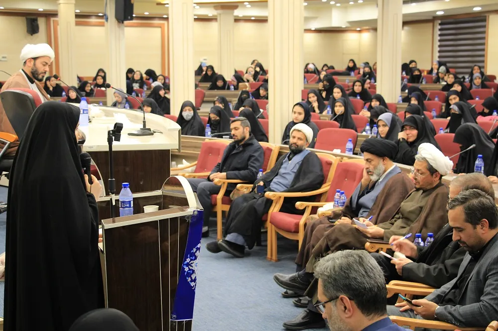 پیش اجلاس دانش آموزی هشتمین اجلاس استانی نماز قم برگزار شد