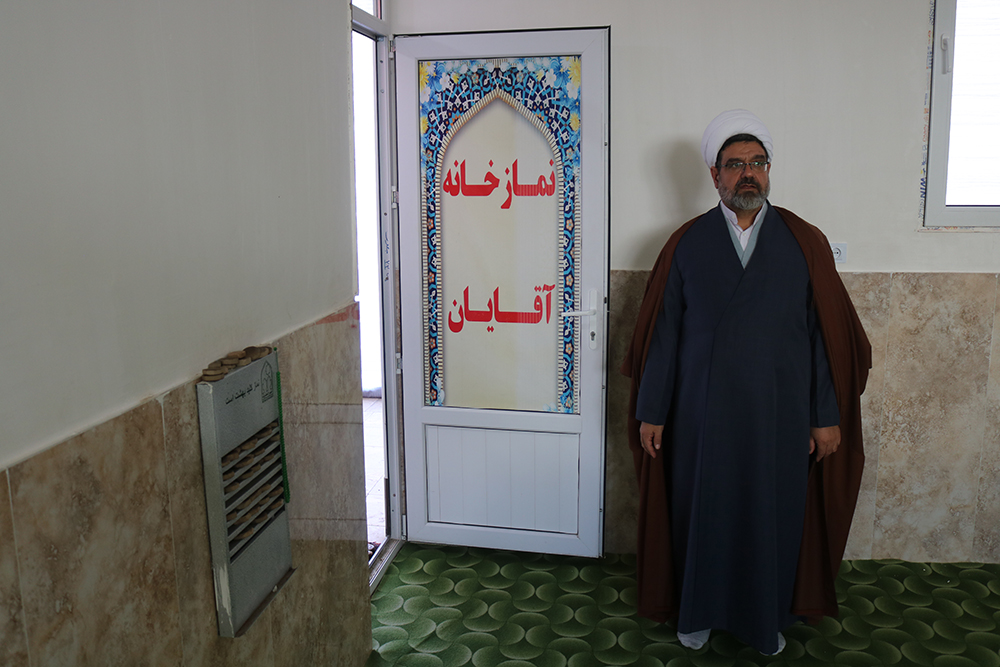 مساجد و مجتمع های بین راهی غرب استان اصفهان