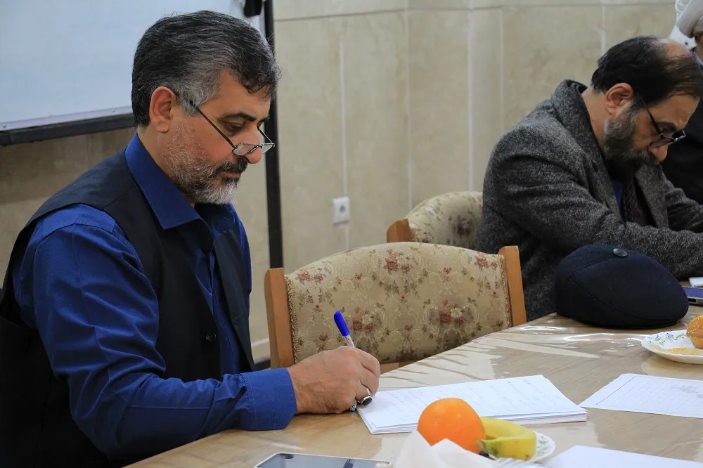 جلسه هیئت اندیشه ورز ستاد اقامه نماز قم برگزار شد
