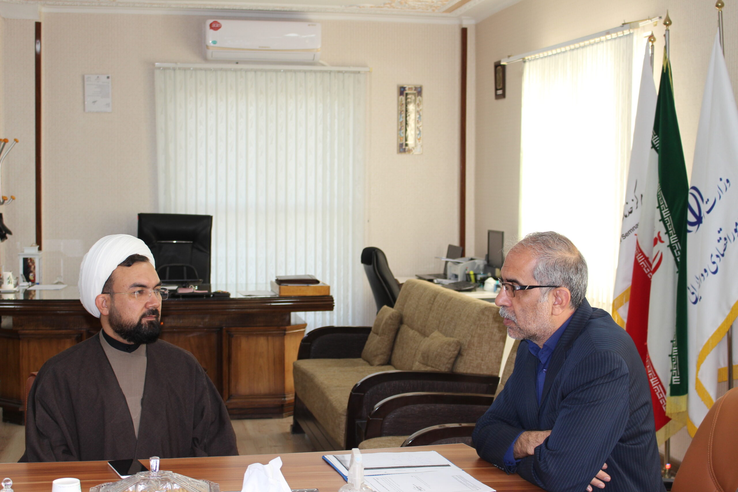 مدیر ستاد اقامه نماز استان سمنان با مدیرکل اقتصاد و اموردارائی دیدار کرد