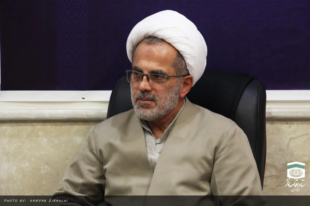دیدار رئیس نظارت و ارزیابی اداره کل غله و خدمات بازرگانی استان تهران با مدیر ستاد اقامه نماز استان