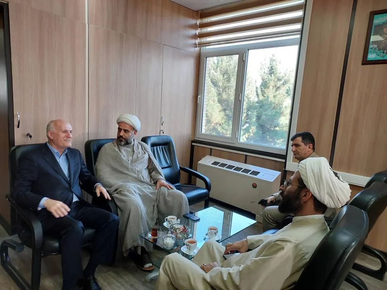مدیر ستاد اقامه نماز استان البرز با مدیر کل امور مالیاتی استان دیدار کرد