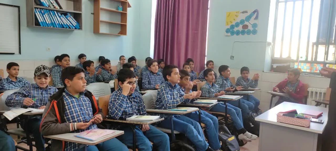 سلسله اجلاس نماز مدارس استان یزد