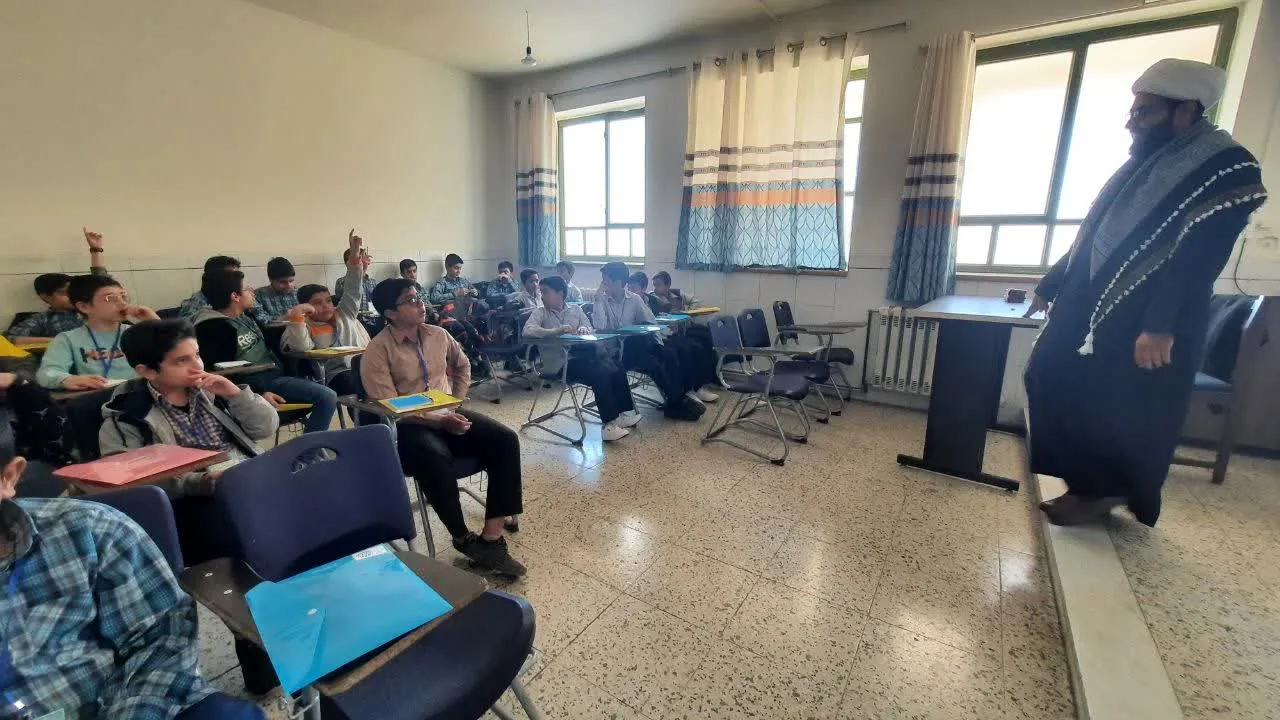ترویج و توسعه فرهنگ نماز در مدارس استان یزد