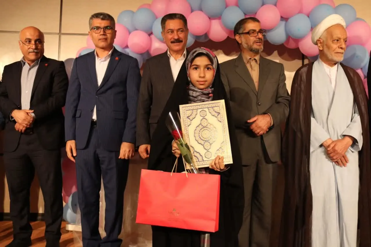 مراسم جشن تکلیف فرزندان پرسنل بانک ملت