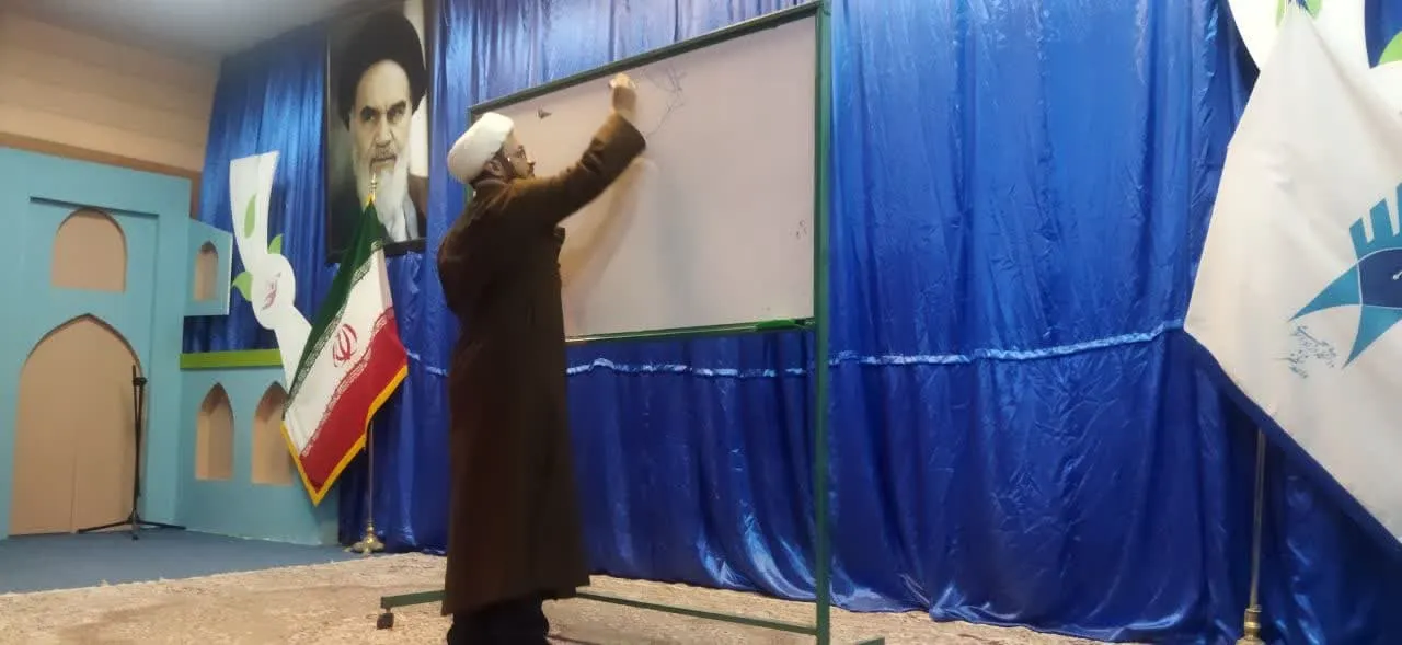 دوره آموزشی اسرار، آداب و آثار نماز ویژه فرهنگیان شهرستان نطنز اصفهان