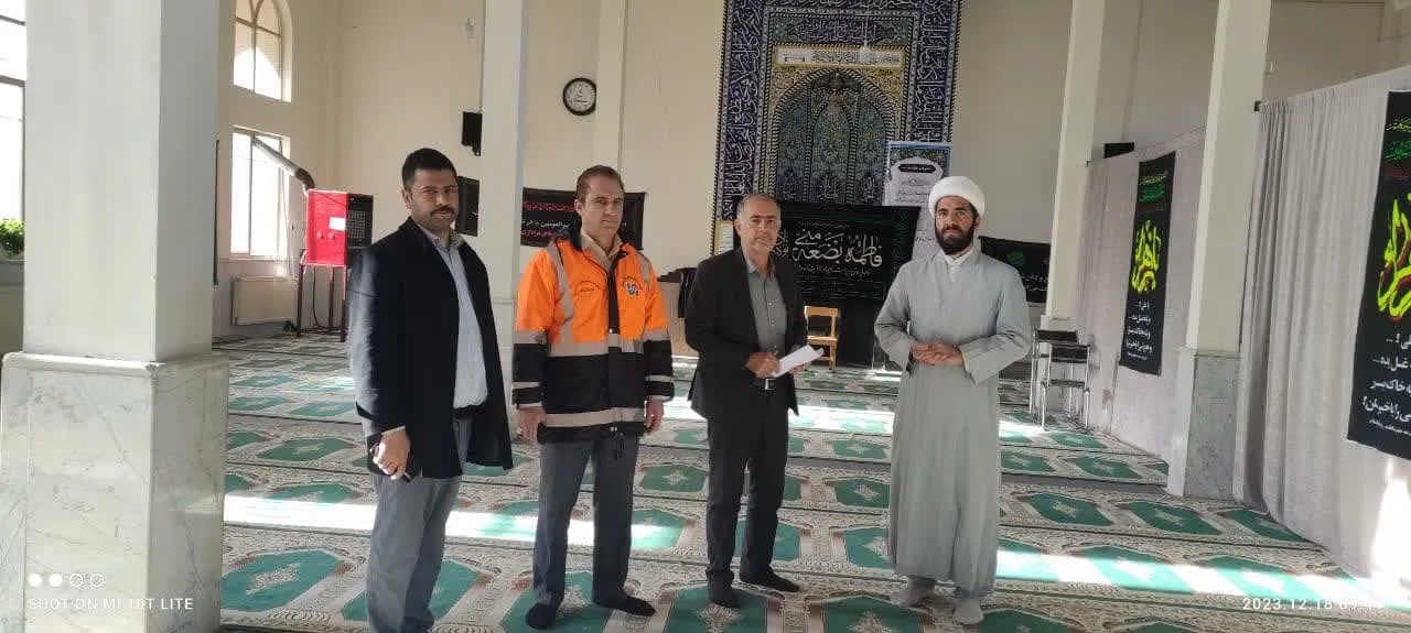 از نمازخانه های بین راهی در محورهای مواصلاتی شهرستان گیلانغرب بازدید -3