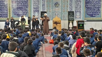 دعوت دانش آموزان به نماز در کانون فرهنگی هنری طاها با اجرای طرح «پیوند مسجد و مدرسه»