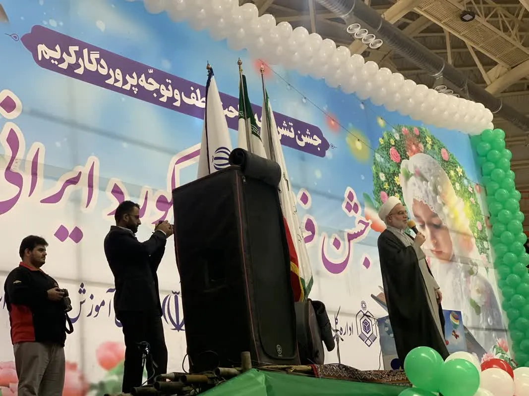 جشن تکلیف چهار هزار فرشته ی کرد در سنندج برگزار شد