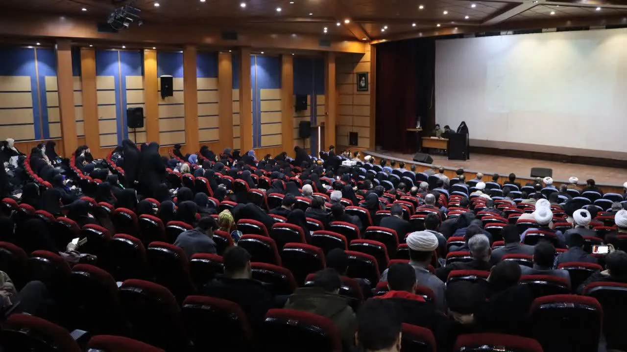 اجلاس نماز شهرستان فردیس برگزار شد