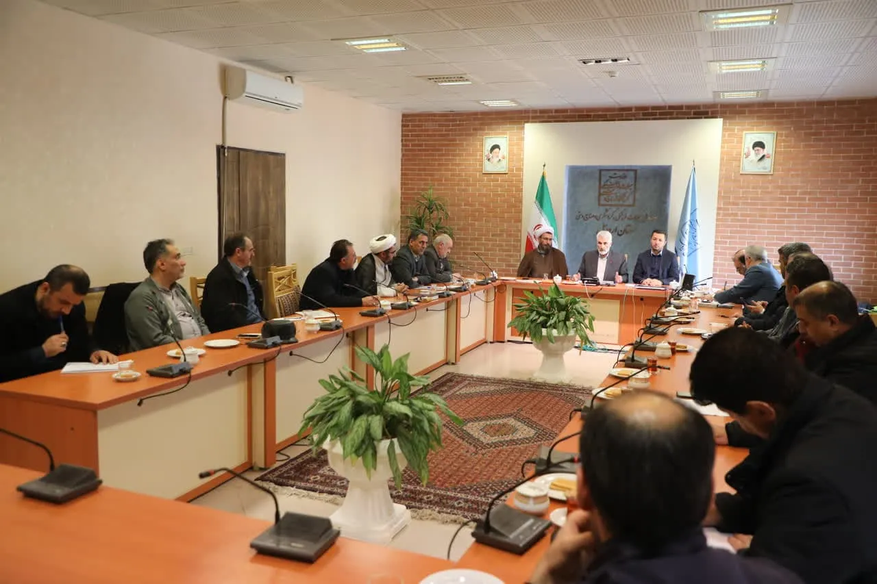 جلسه کمیته نظارت و ساماندهی نمازخانه های بین راهی استان اردبیل