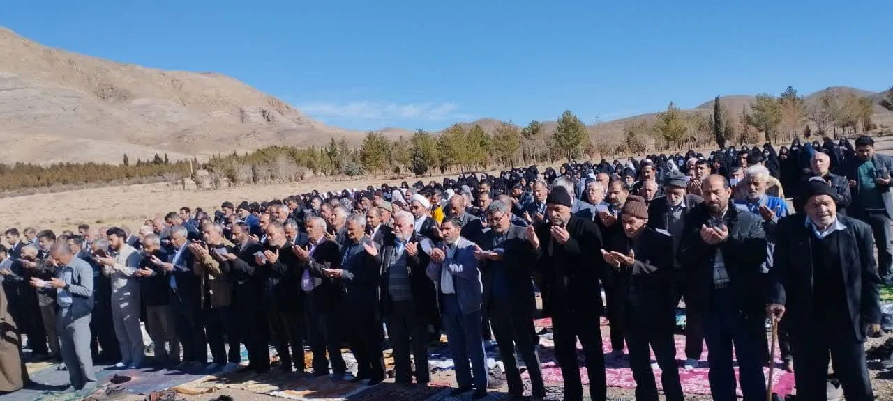 اقامه نماز طلب باران در شهرستان کوهبنان