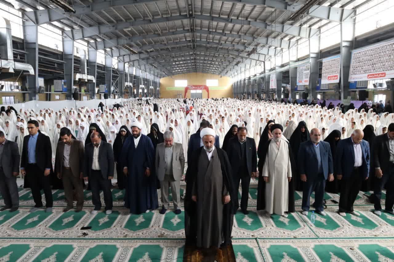 برگزاری جشن تکلیف دوهزار دختر مکلف شهرستان رفسنجان