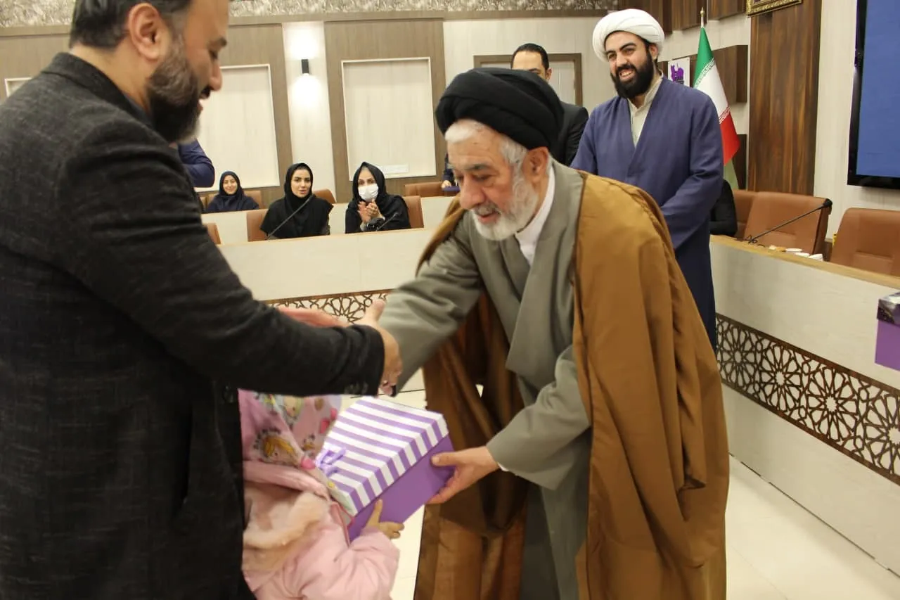 جشن تکلیف فرزندان کارکنان اداره شرکت شهرکهای صنعتی استان قزوین برگزار شد