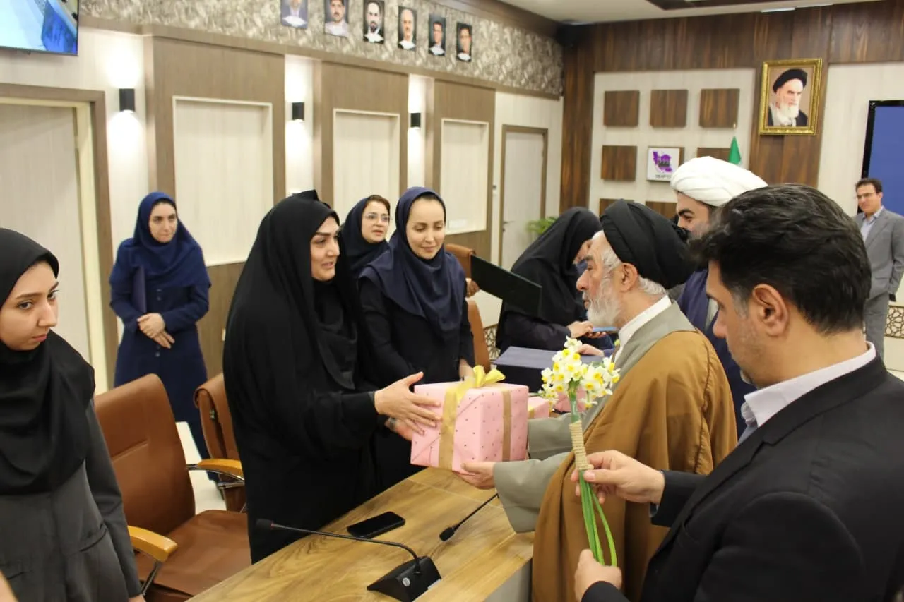 جشن تکلیف فرزندان کارکنان اداره شرکت شهرکهای صنعتی استان قزوین برگزار شد