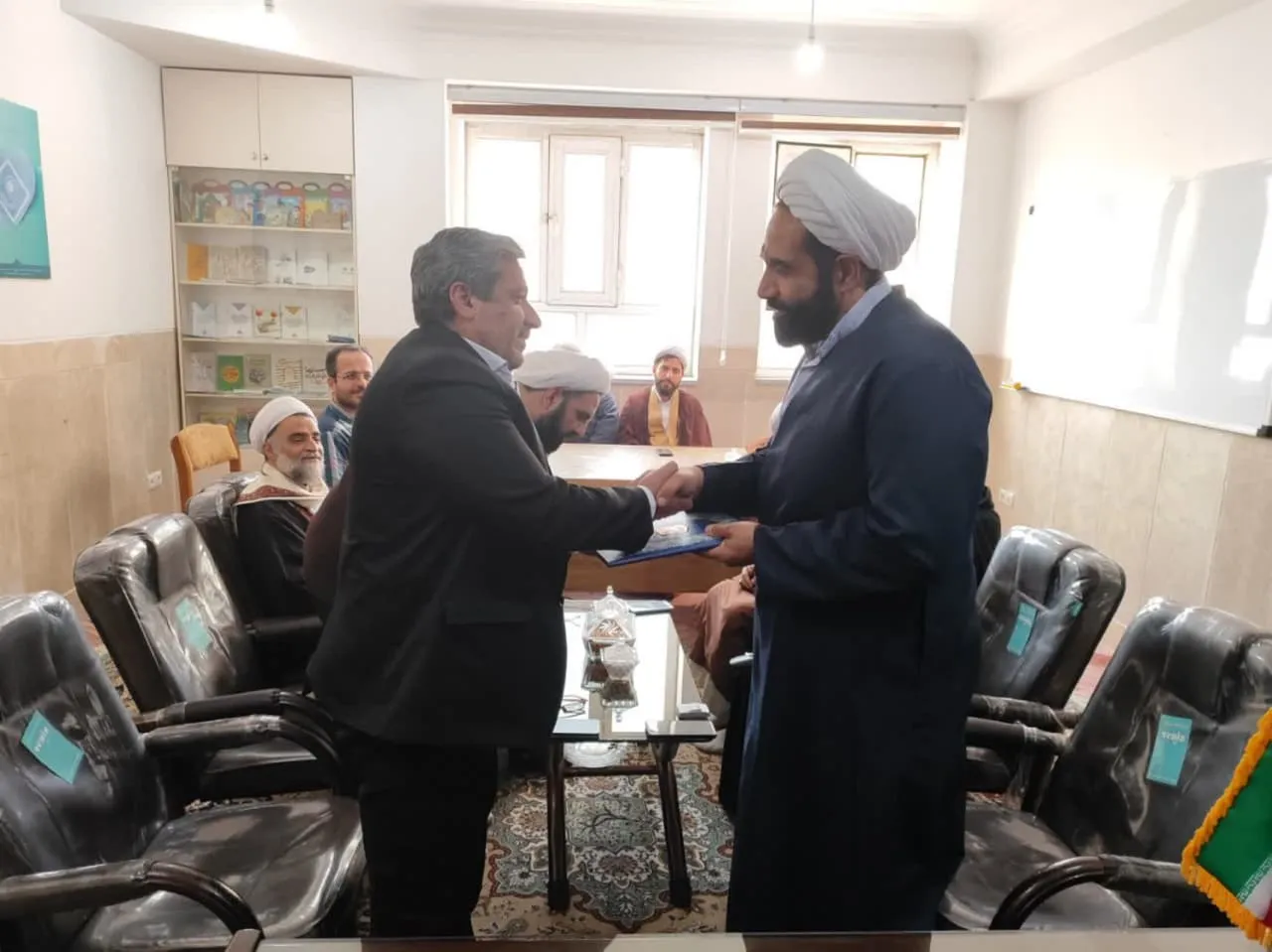 نشست هم اندیشی ستاد با مرکزی تخصصی نماز قم برگزار شد
