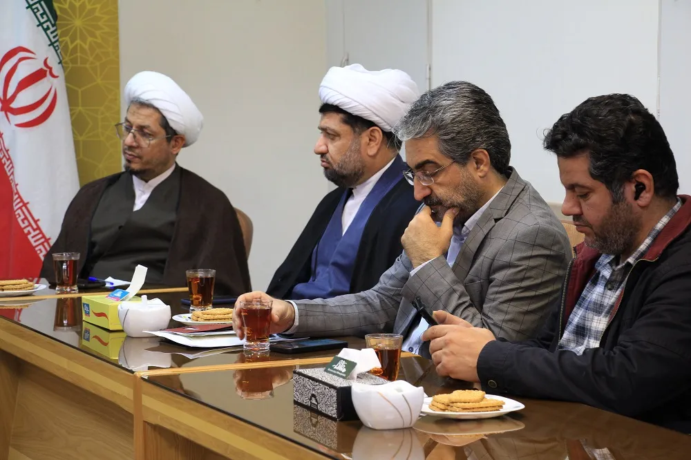 شورای اقامه نماز اداره کل میراث فرهنگی قم برگزار شد