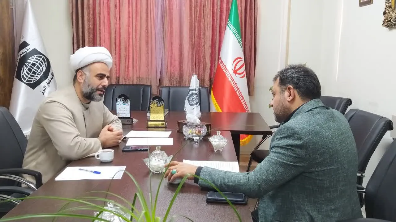 دیدار رئیس سازمان فرهنگی شهرداری کرج با مدیر ستاد اقامه نماز