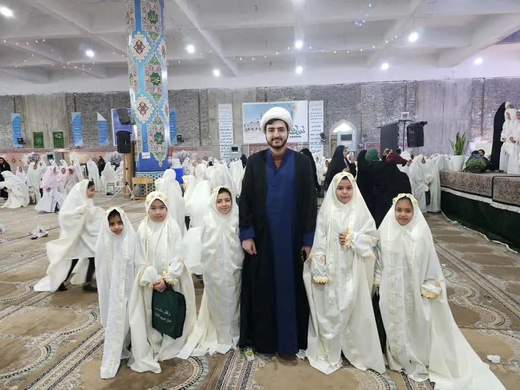 جشن تکلیف ۳ هزار دانش آموز کاشانی برگزار شد