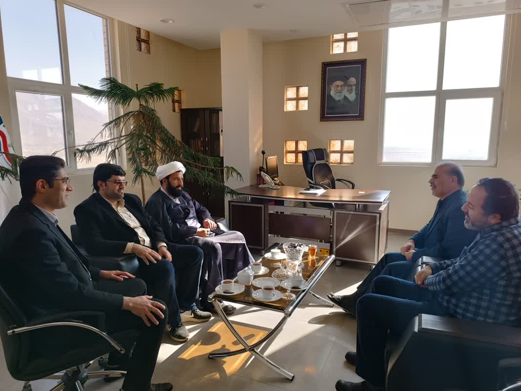 مدیر ستاد اقامه نماز استان با مدیرکل فناوری اطلاعات استان دیدار کرد