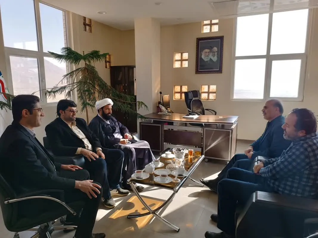 مدیر ستاد اقامه نماز استان با مدیرکل فناوری اطلاعات استان دیدار کرد