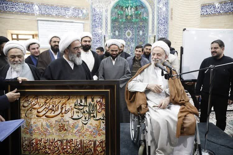 تقدیر از شخصیت علمی حجتالاسلام قرائتی