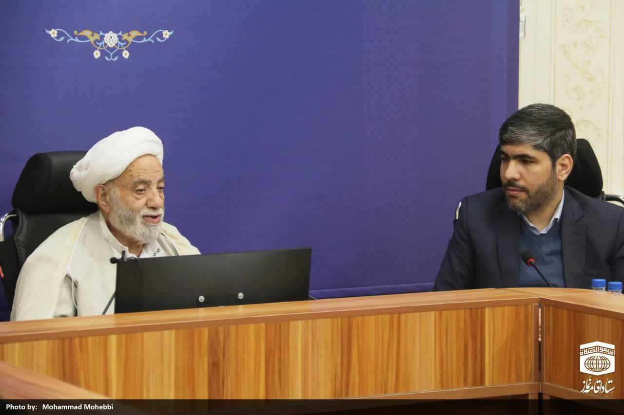دیدار معاون رئیس جمهور و رئیس سازمان اداری و استخدامی کشور با حجت الاسلام قرائتی