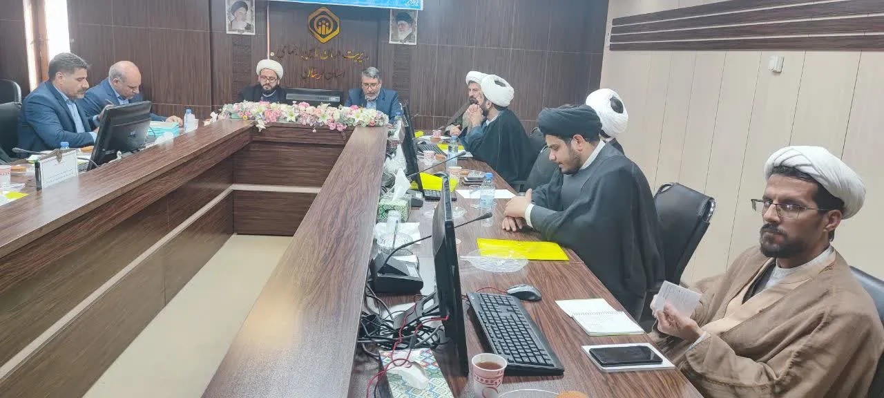 برگزاری اقامه نماز سازمان مدیریت درمان تامین اجتماعی استان لرستان