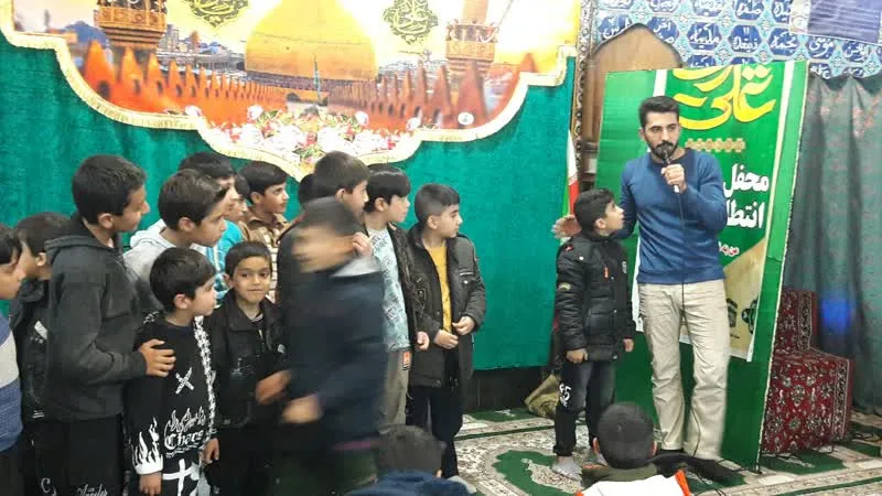 برگزاری محفل شب شعر نماز در چهارمحال و بختیاری