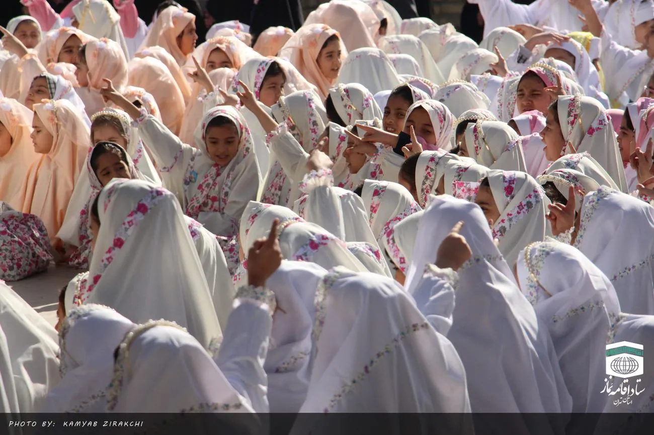 جشن تکلیف دانش آموزان دختر مدارس غیر انتفاعی شهرستان های استان تهران