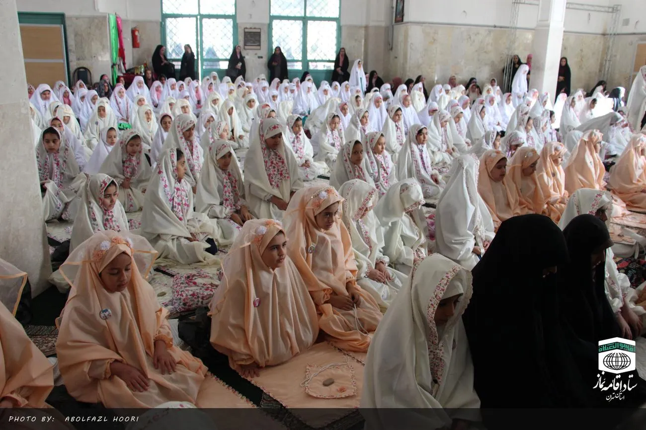 جشن تکلیف دانش آموزان دختر مدارس غیر انتفاعی شهرستان های استان تهران